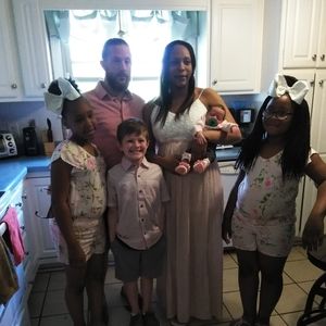 Meet your Posher, Ebony